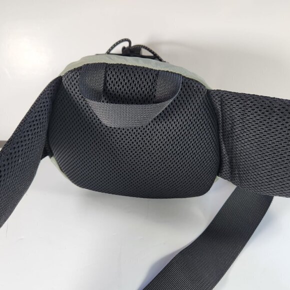 Mountain Equipment Fanny Pack Belt Bag Padded Outdoor Hiking Carryall Green - Picture 8 of 16